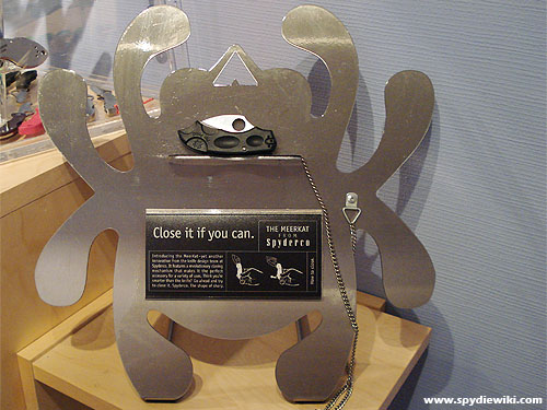 File:Spydiewiki spyderstandmeerkat.jpg