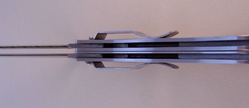 File:Paramedic mariner handle compare.jpg